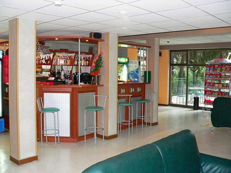 Park Hotel Briz Golden Sands Bagian luar foto